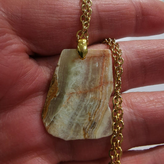 Beautiful Natural Agate Slab Pendant Gold Plated Stainless Steel Chain Necklace