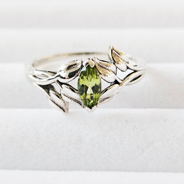 Natural Peridot Antique Finish 925 Sterling Silver Leaf Solitaire Ring