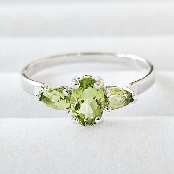 Genuine Natural Peridot White Gold Plated 925 Sterling Silver Engage-Sz 10