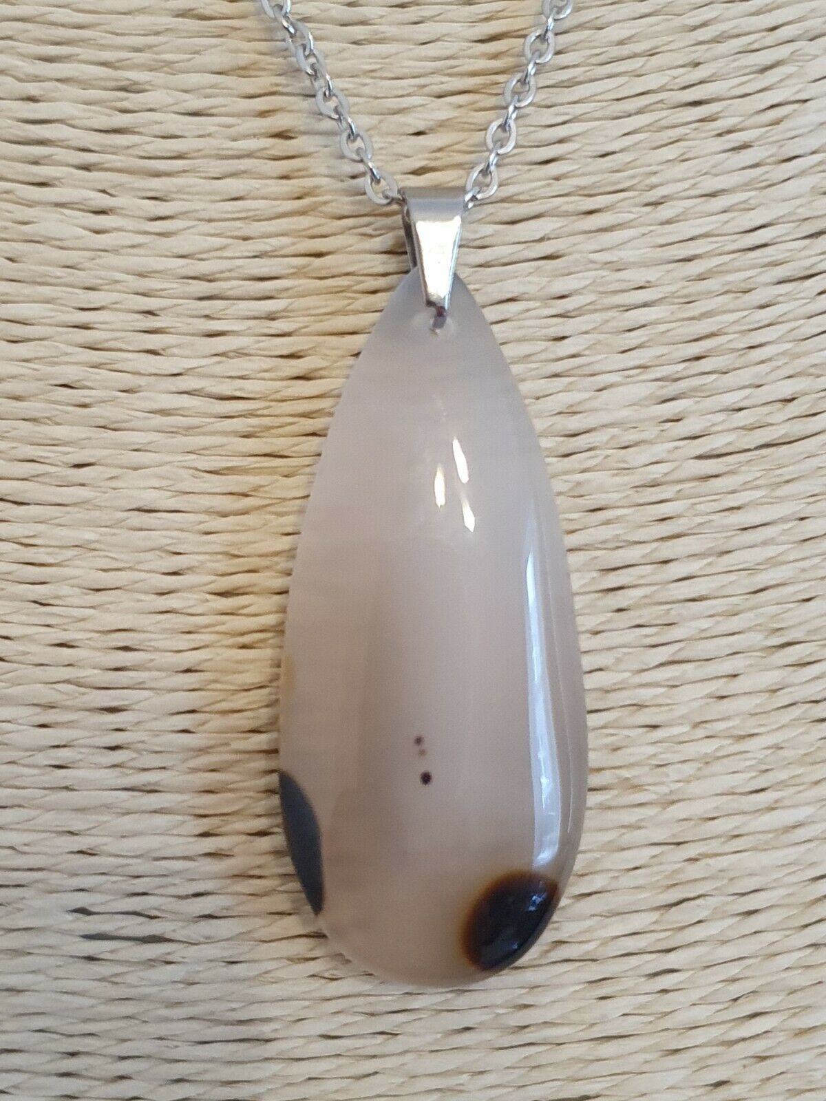 Beautiful Milky Agate Natural Gemstone Pendant Stainless Steel Chain Necklace