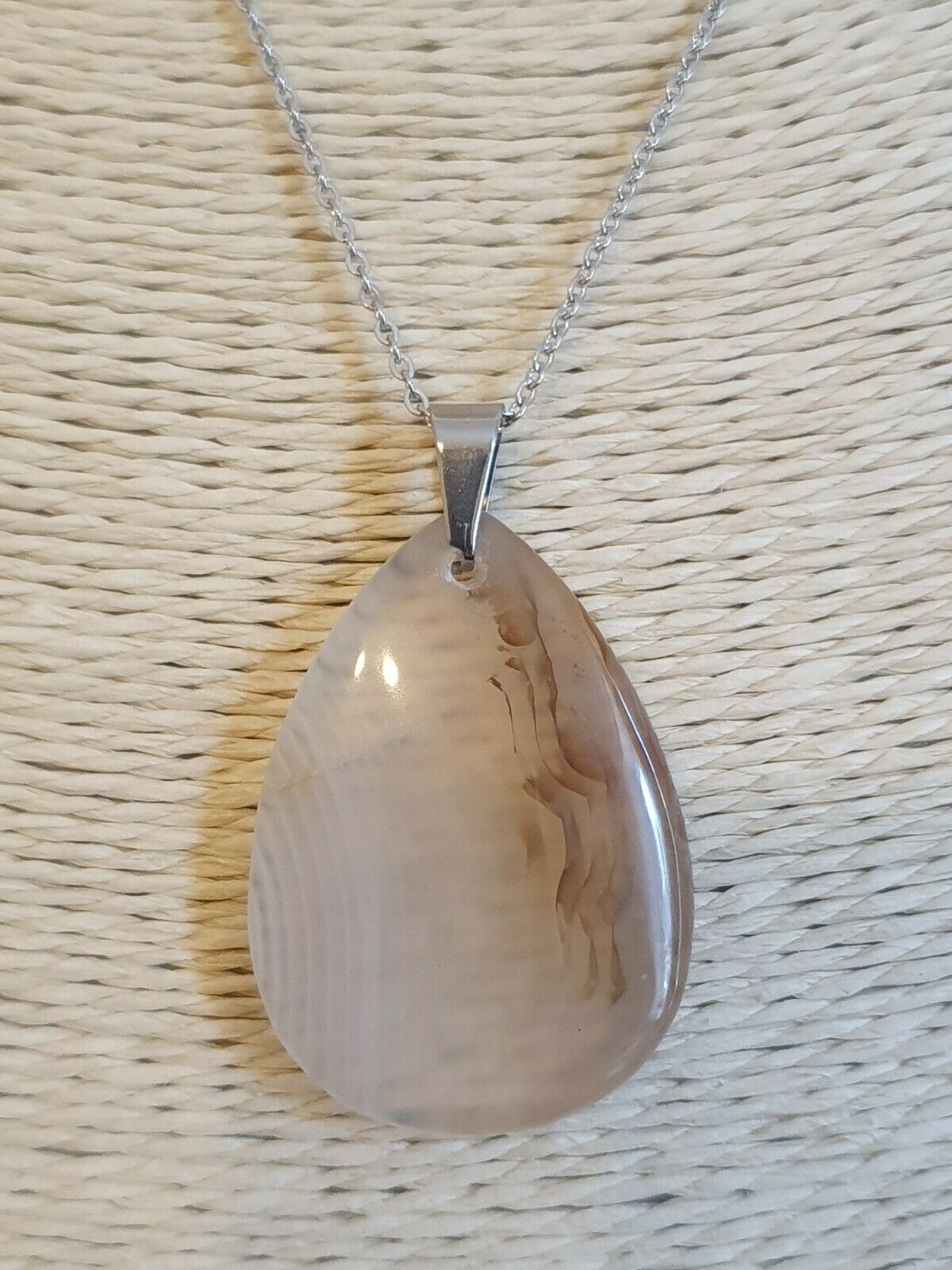 Beautiful Clear Banded Agate Gemstone Pendant Stainless Steel Chain Necklace