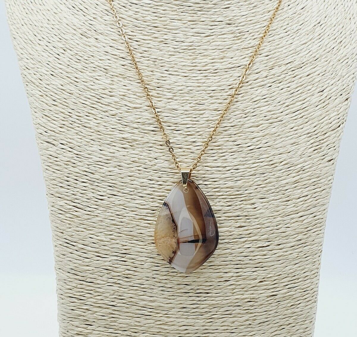 Exquisite Natural Brown &White Agate Gold Plated Stainless Steel Chain Necklace