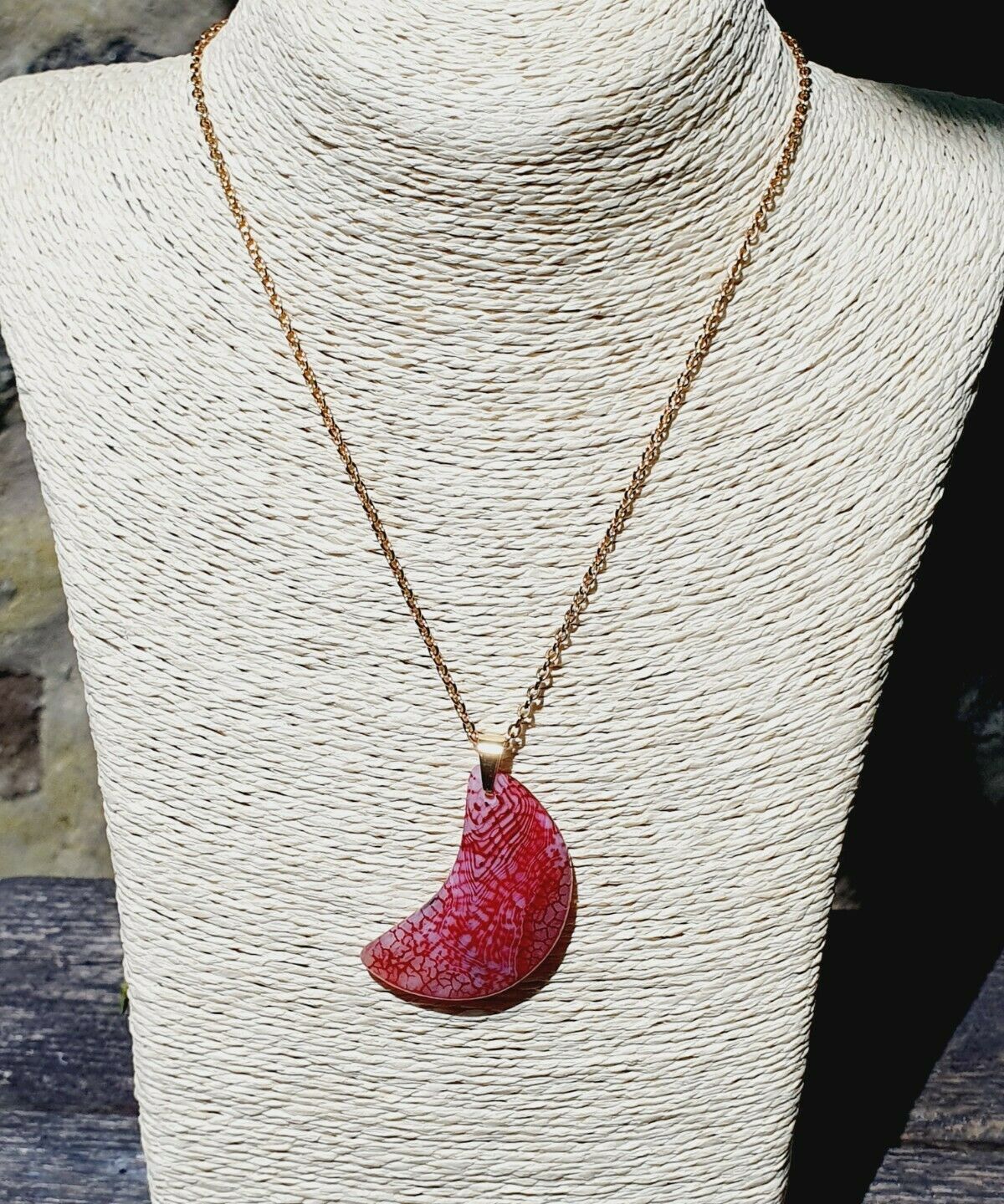 Stunning Natural Red agate Gold Plated Stainless Steel Chain Necklace