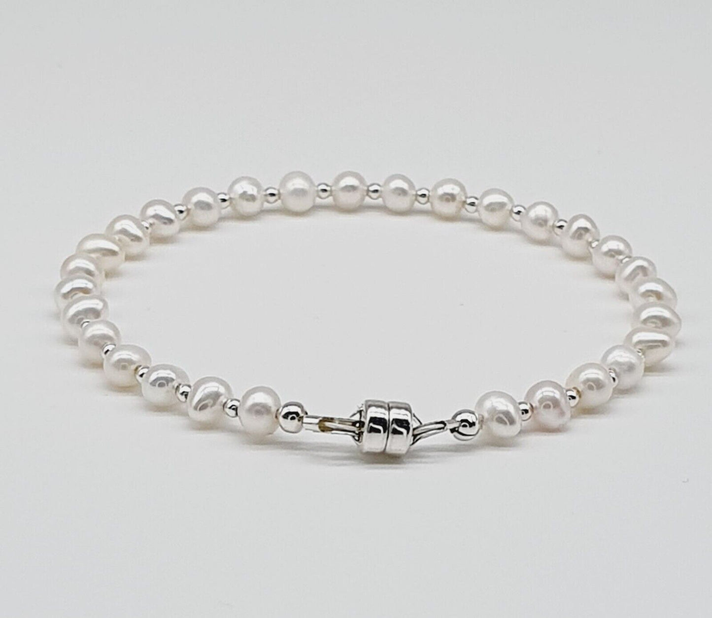 White Natural Freshwater Pearls 925 Sterling Silver Bracelet with Magnetic Clasp