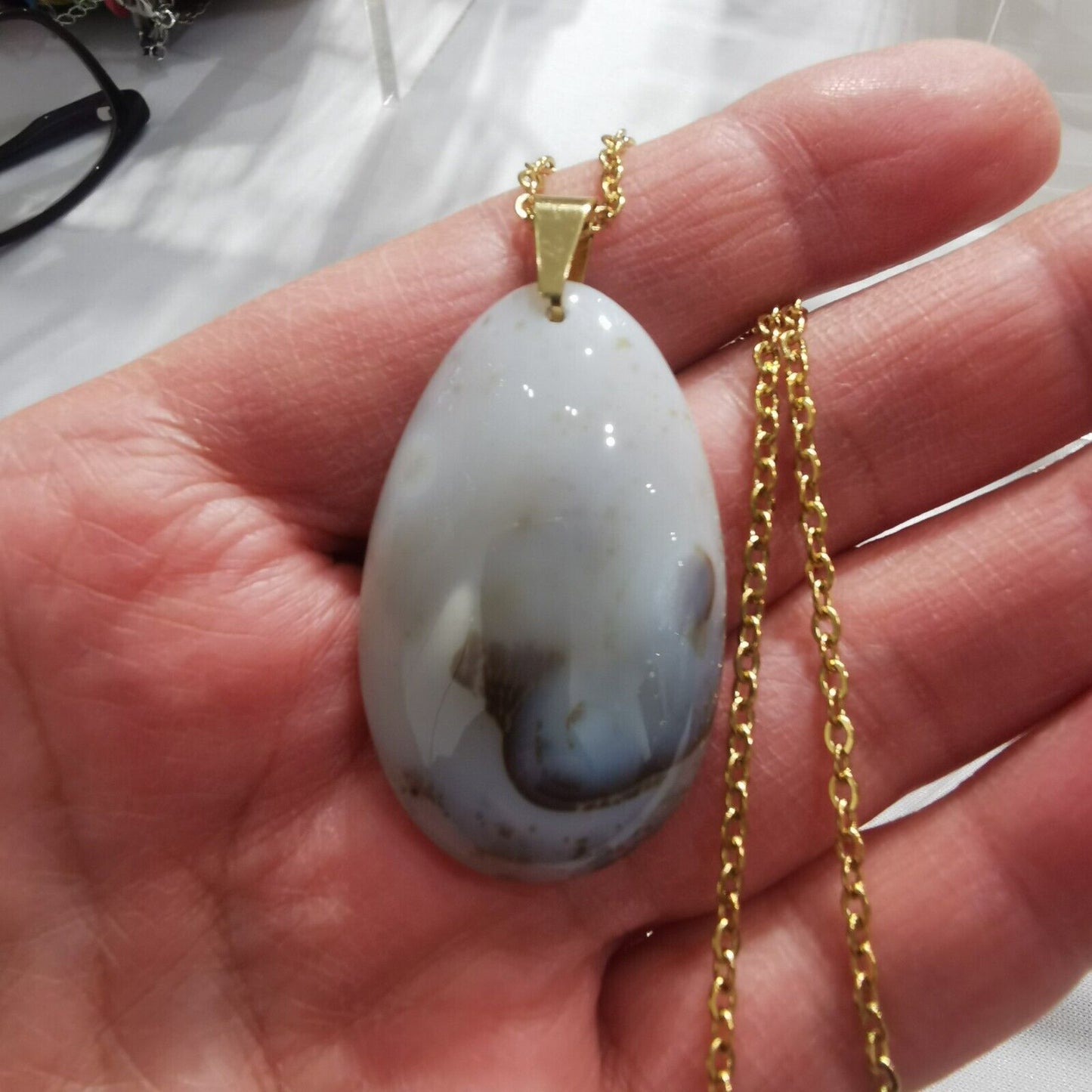 Beautiful Natural Milky Agate Pendant Gold Plated Stainless Steel Chain Necklace